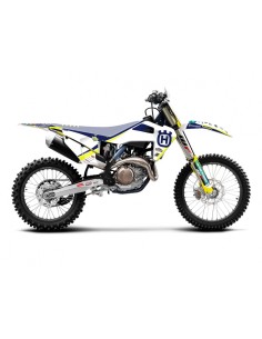 BLACKBIRD Replica Trophy... 2