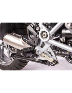 GILLES TOOLLING Șapte... 2