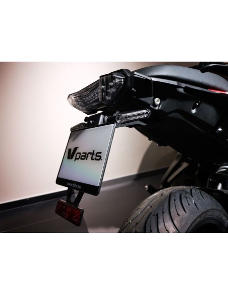 V PARTS Plate Holder Black - Yamaha MT-07 TRACER/MT-09 TRACER