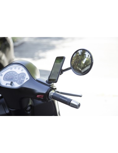SP-CONNECT Moto Bundle fixed on... SP-CONNECT Moto Bundle fixed on...