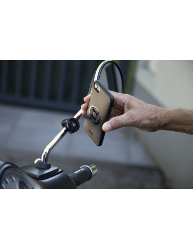 SP-CONNECT Moto Bundle fixed on... SP-CONNECT Moto Bundle fixed on...