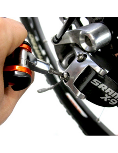 SUPER B 7 In 1 Folding Tool