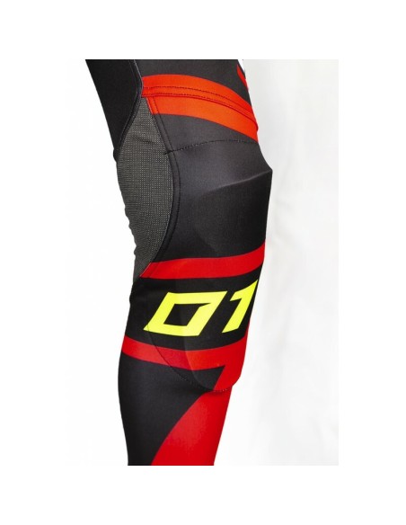 Pantaloni S3 Collection 01 - Negru/Roșu Mărimea 40