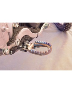 SCAR Anti-Mud Footpegs... 2