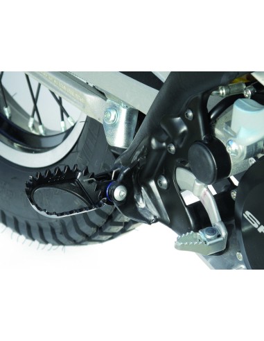 S3 Hard Rock Footrests Central... S3 Hard Rock Footrests Central...