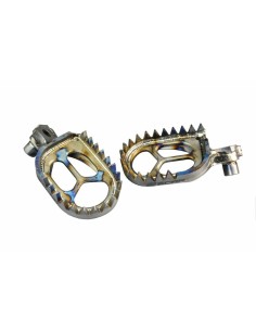 SCAR Titanium Footpegs gripper 2