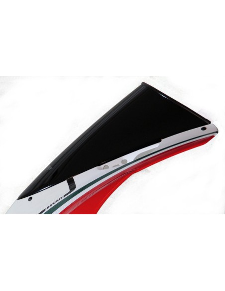 MRA Originally-Shaped Windshield "O"