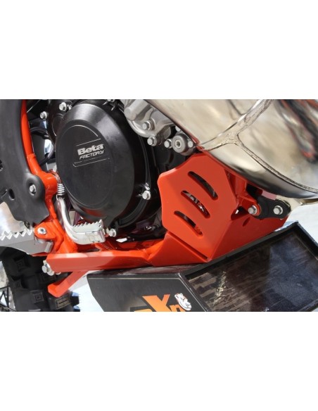 Placă de protecție AXP Enduro Xtrem - HDPE 8mm Beta RR250/300 Roșu