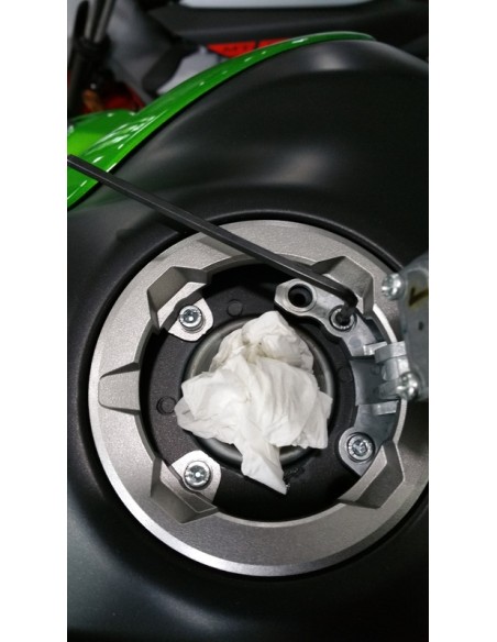 A-SIDER Black Edition Mâner rezervor 4 șuruburi Kawasaki negru