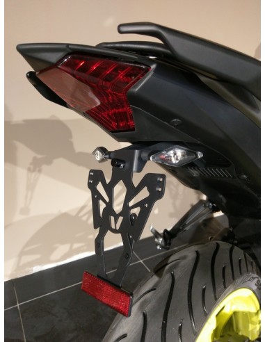 Suport plăcuță VP ART S Negru Yamaha MT-03