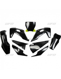 UFO Plastic Kit Black -...
